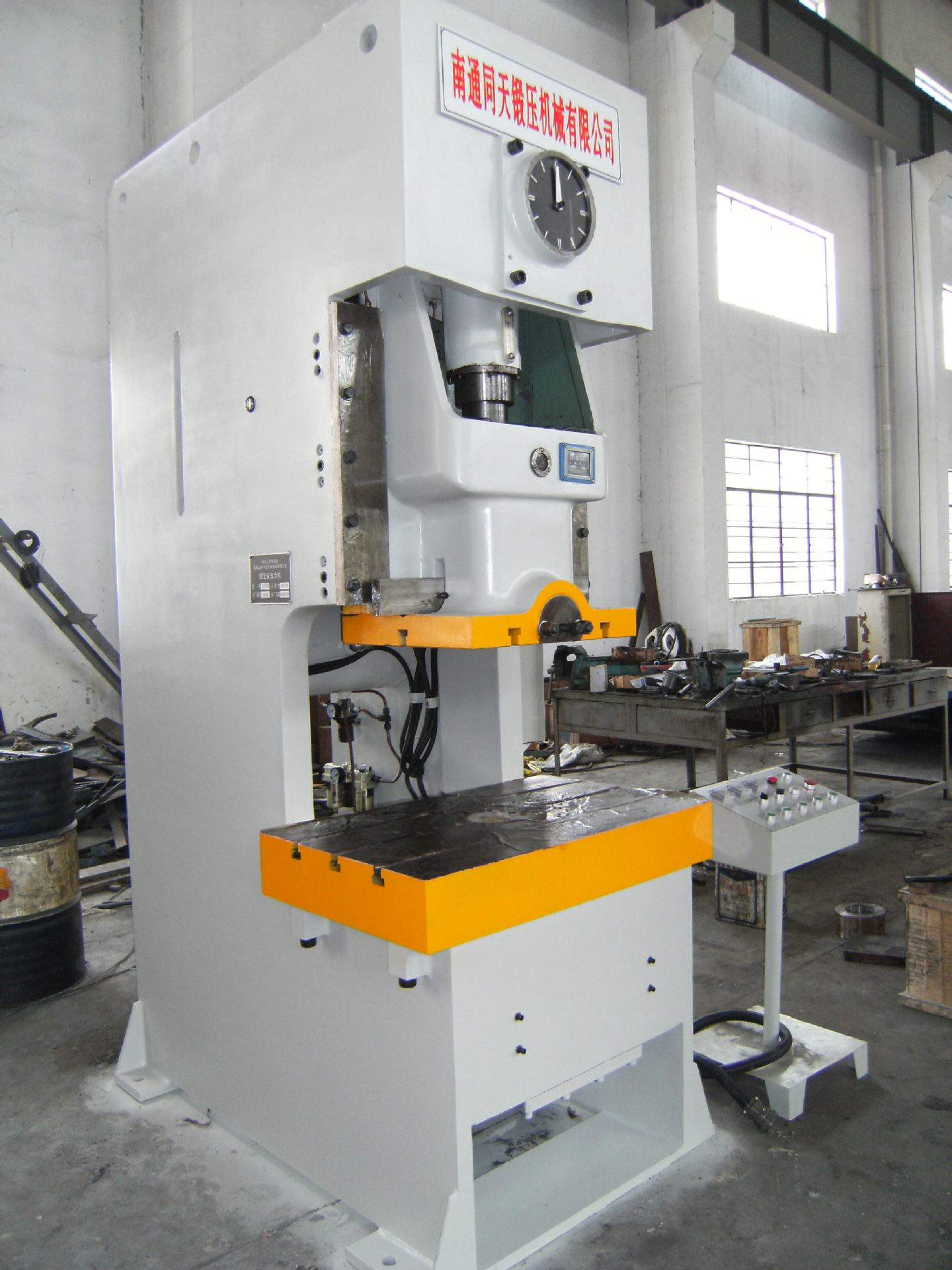 普通沖床滑塊下行停頓故障的診斷與解決方案