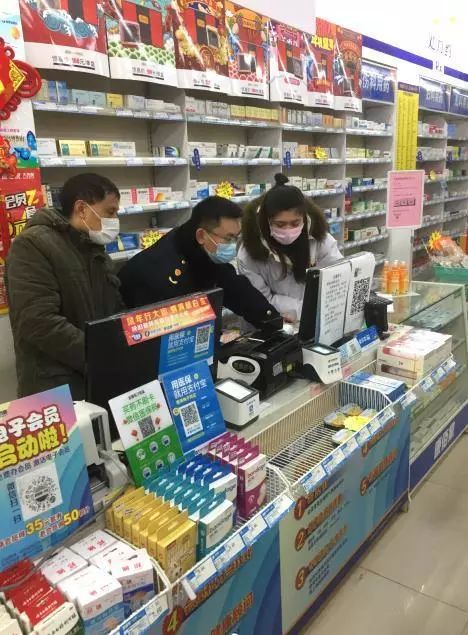 穩(wěn)價(jià)格 保供給——我省144戶經(jīng)營(yíng)者簽訂承諾倡議書助力新鮮水果零售